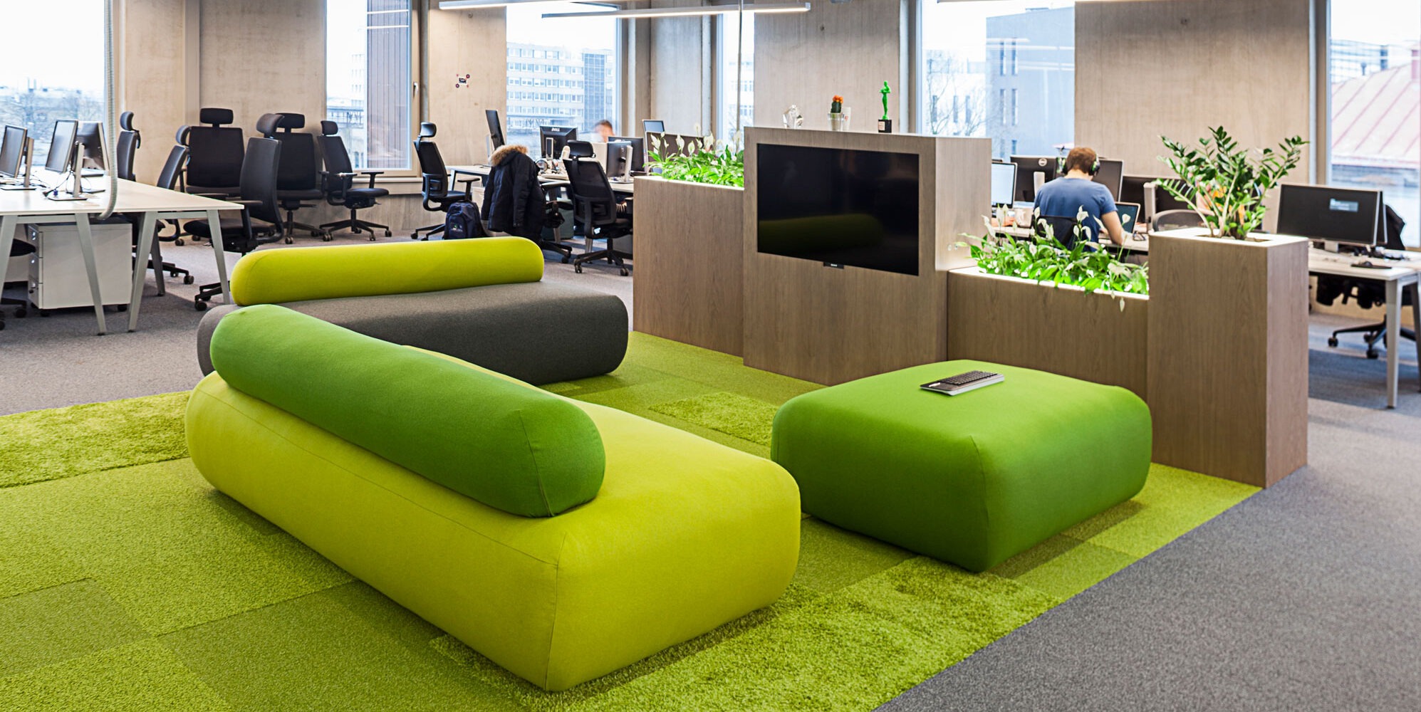 303 sofa / armchair / ottoman